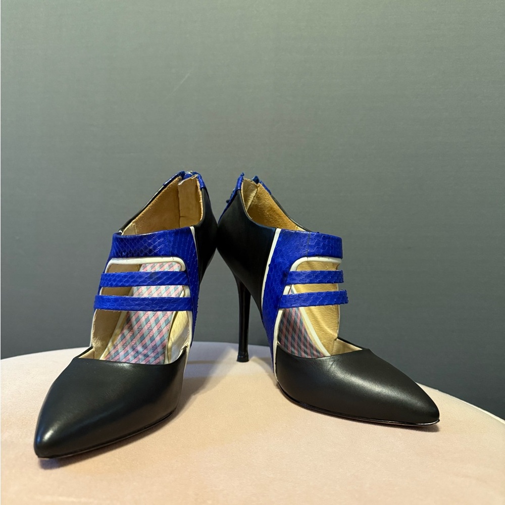 L.A.M.B. Black and Blue Leather Strappy Heels